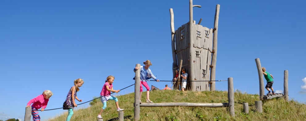 Speel- en Bunkerpark Groede Podium